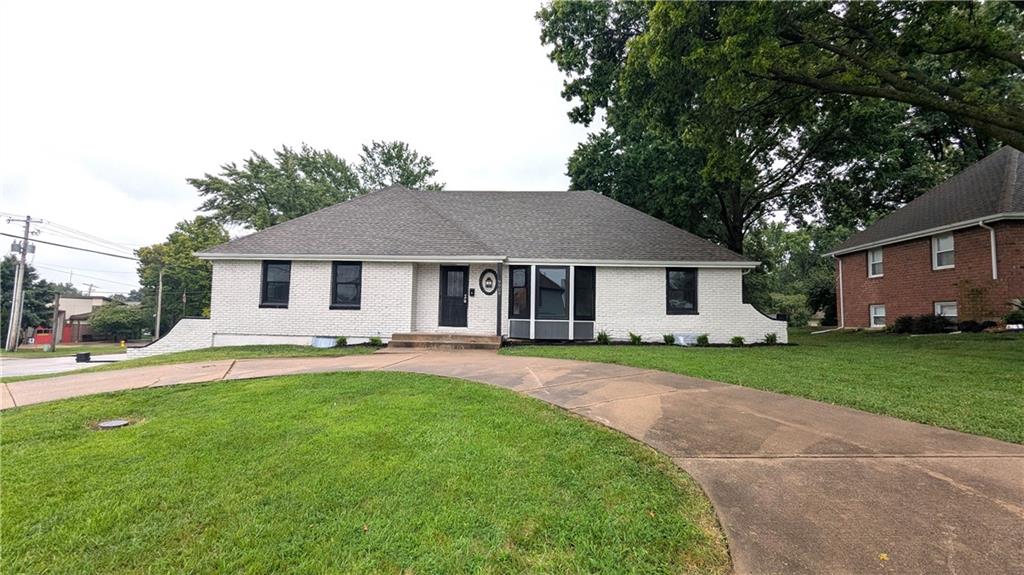Listing Photo MLS #HMS2633431
