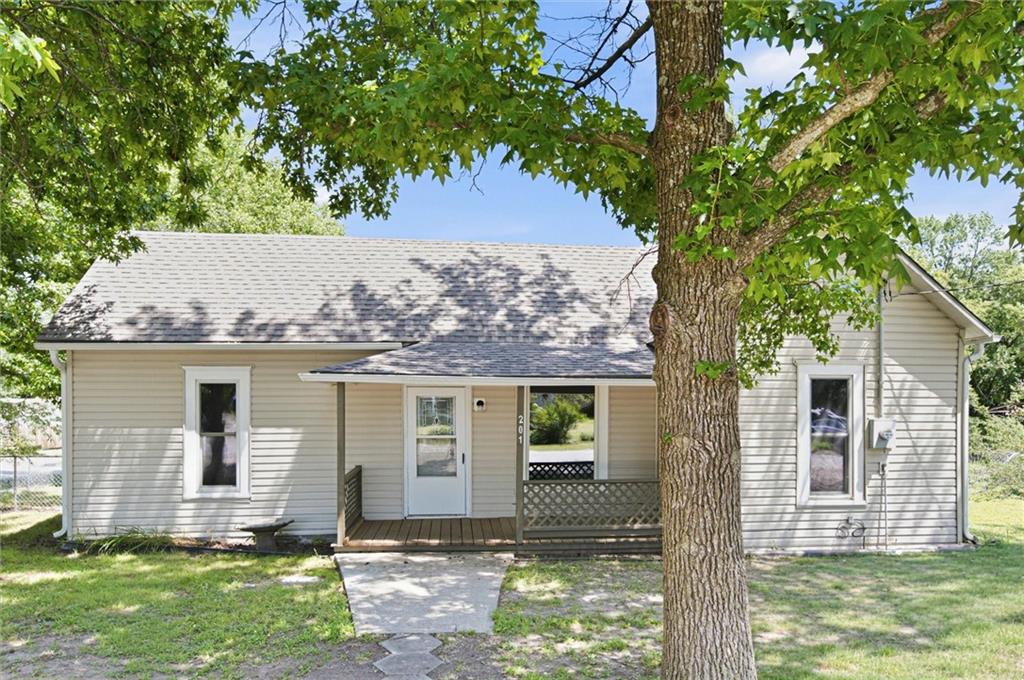 Listing Photo MLS #HMS2633504