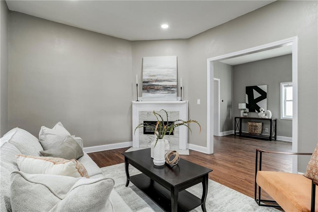 Listing Photo MLS #HMS2633593