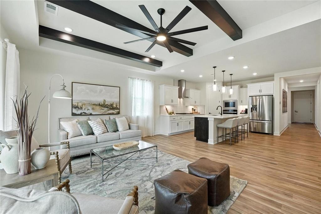 Listing Photo MLS #HMS2633667
