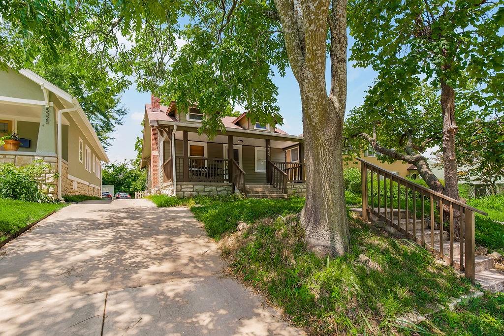 Listing Photo MLS #HMS2633674