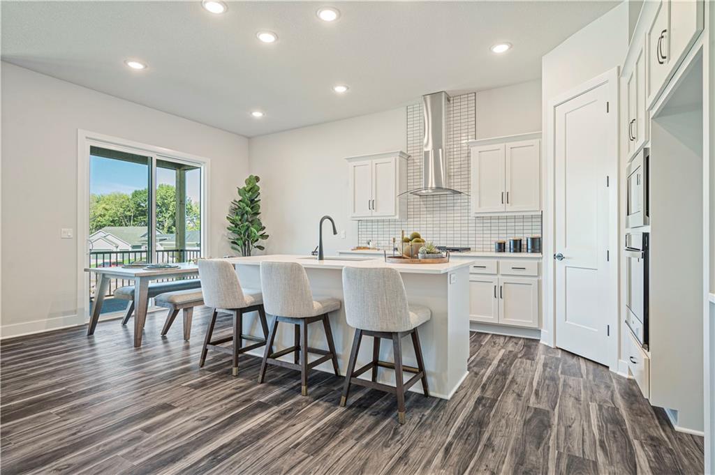 Listing Photo MLS #HMS2633684