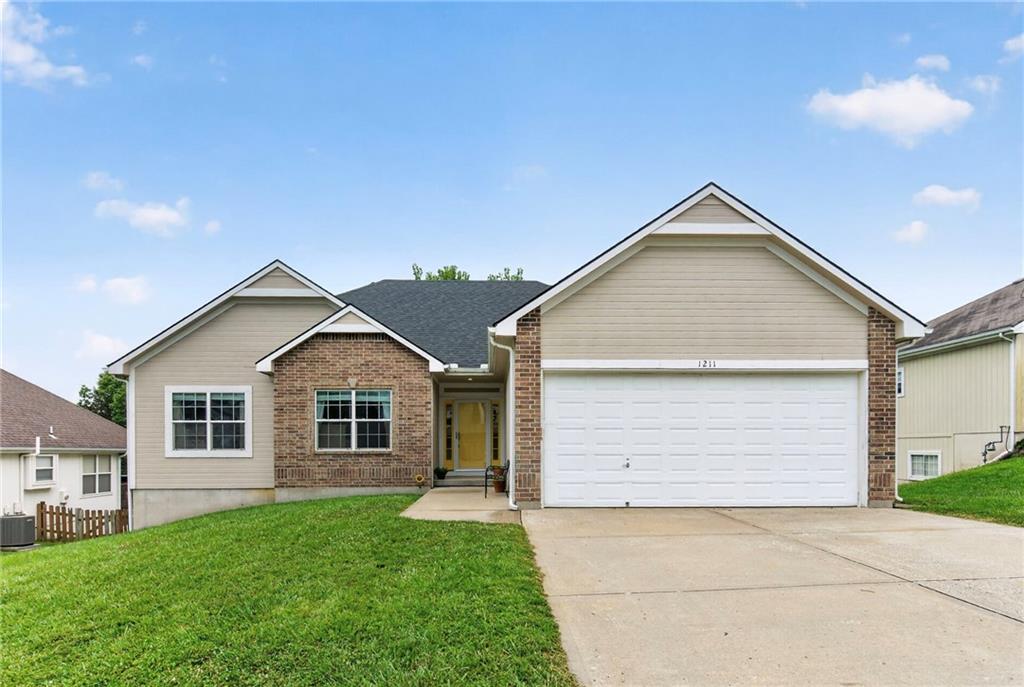 Listing Photo MLS #HMS2633850