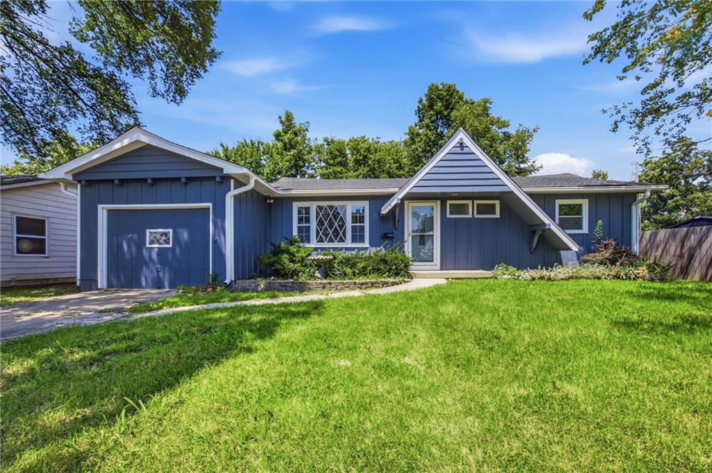Listing Photo MLS #HMS2633891