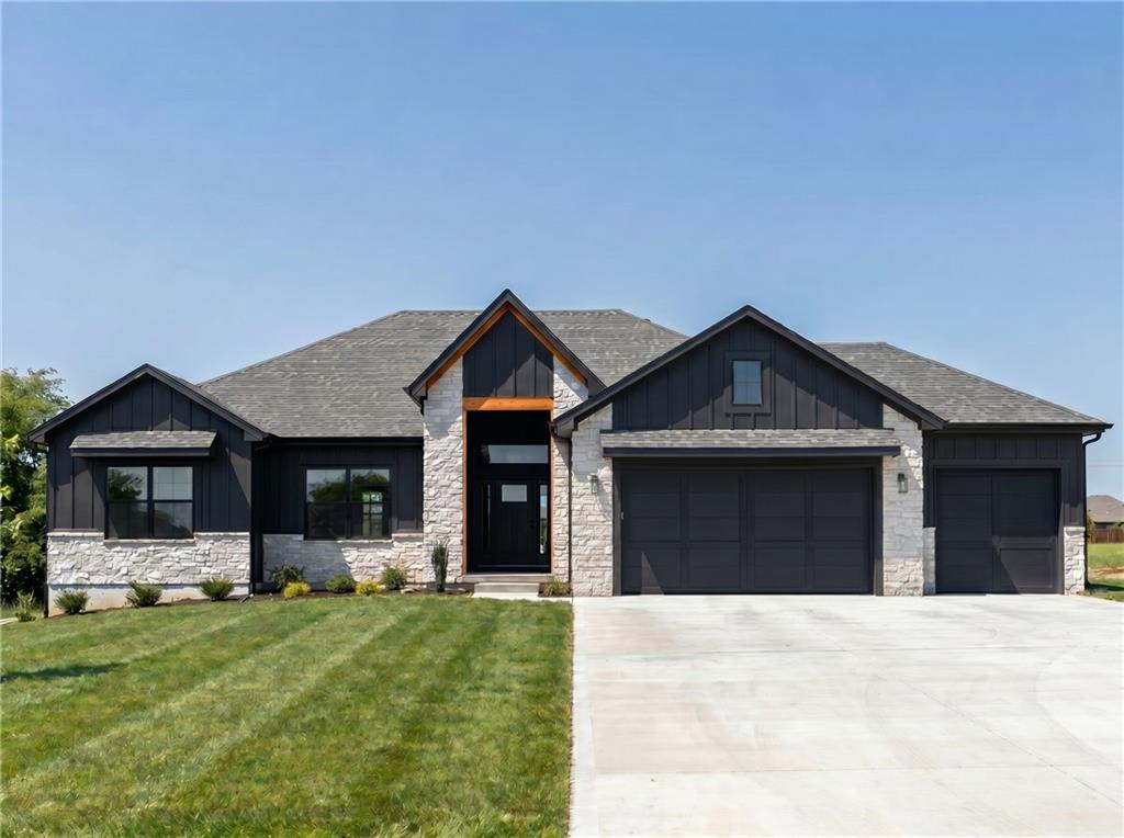 Listing Photo MLS #HMS2634040