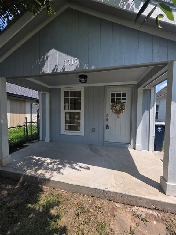 Listing Photo MLS #HMS2634047