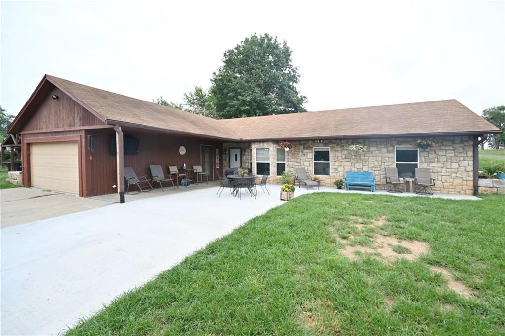 Listing Photo MLS #HMS2634252