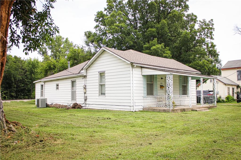 Listing Photo MLS #HMS2634319