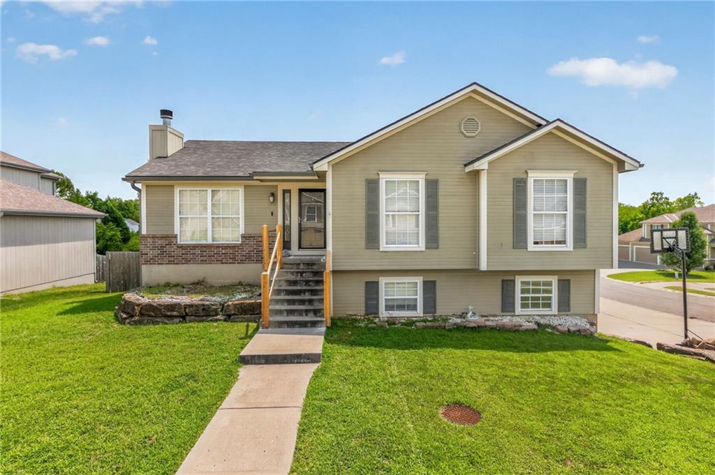 Listing Photo MLS #HMS2634437