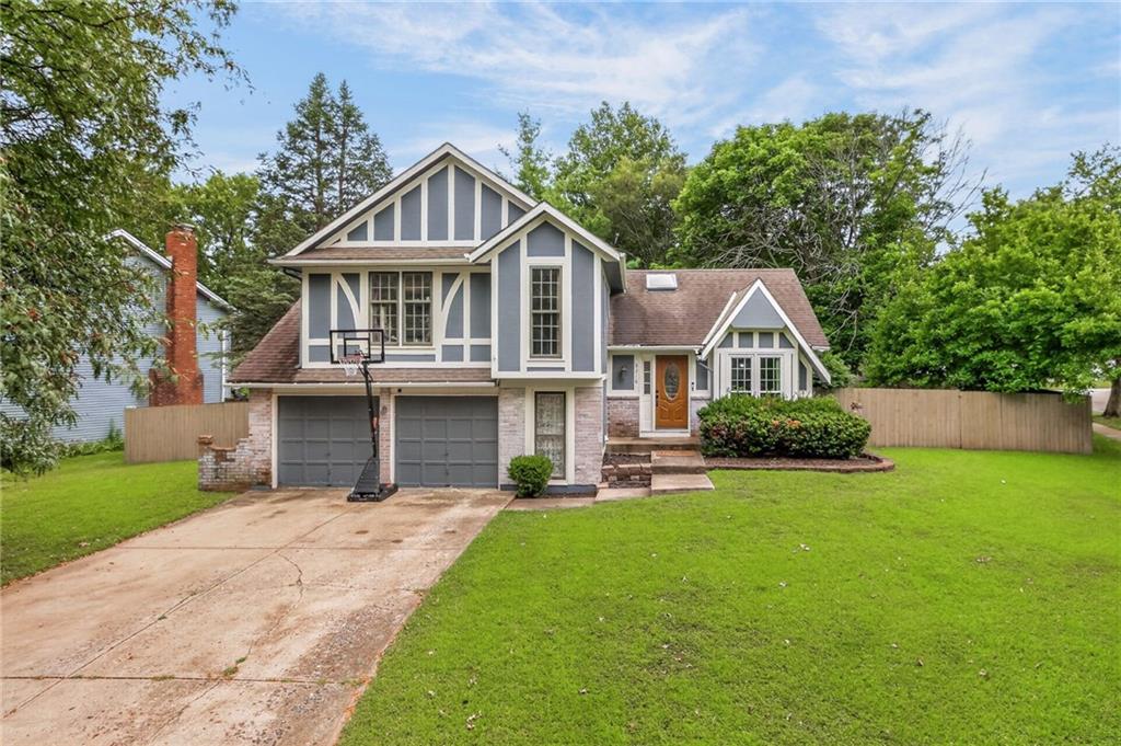 Listing Photo MLS #HMS2634557