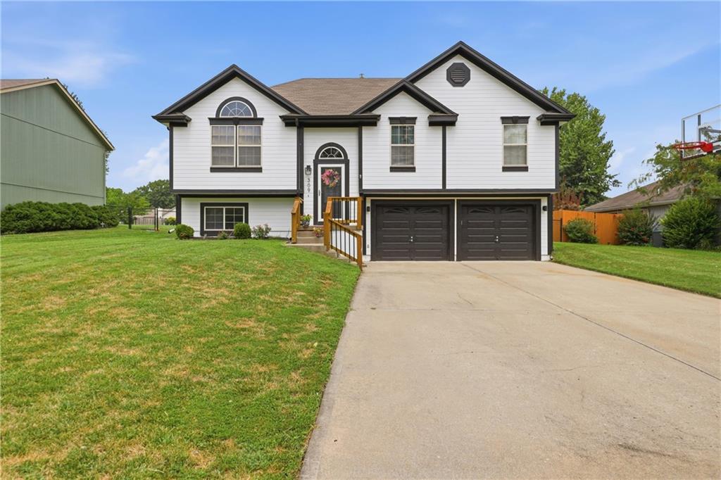 Listing Photo MLS #HMS2634577