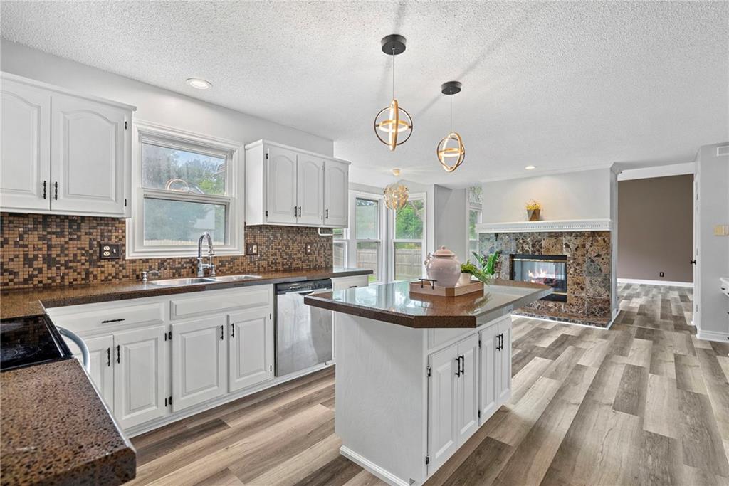 Listing Photo MLS #HMS2634668