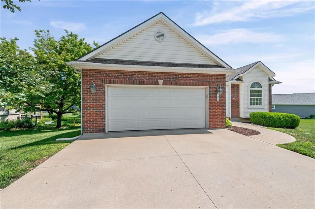Listing Photo MLS #HMS2634747
