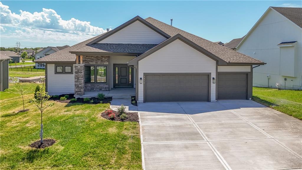 Listing Photo MLS #HMS2634769