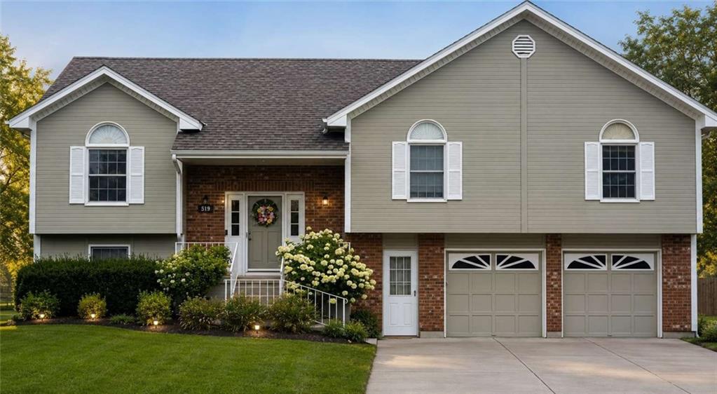 Listing Photo MLS #HMS2634899