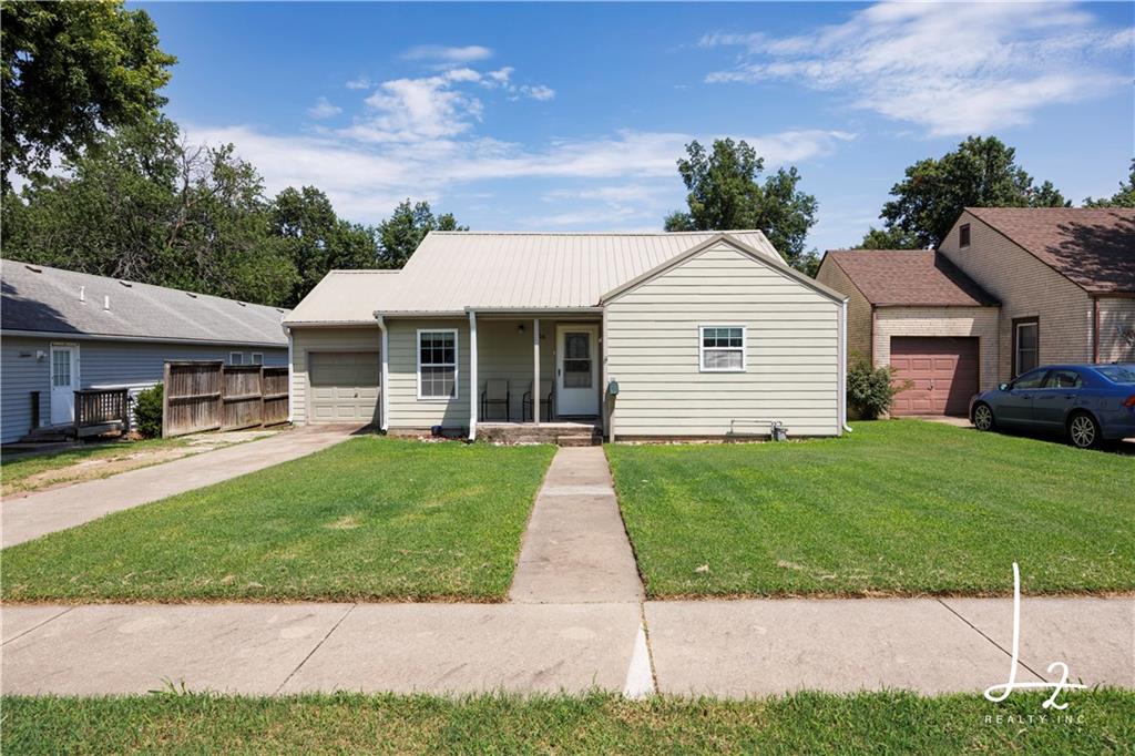 Listing Photo MLS #HMS2634941