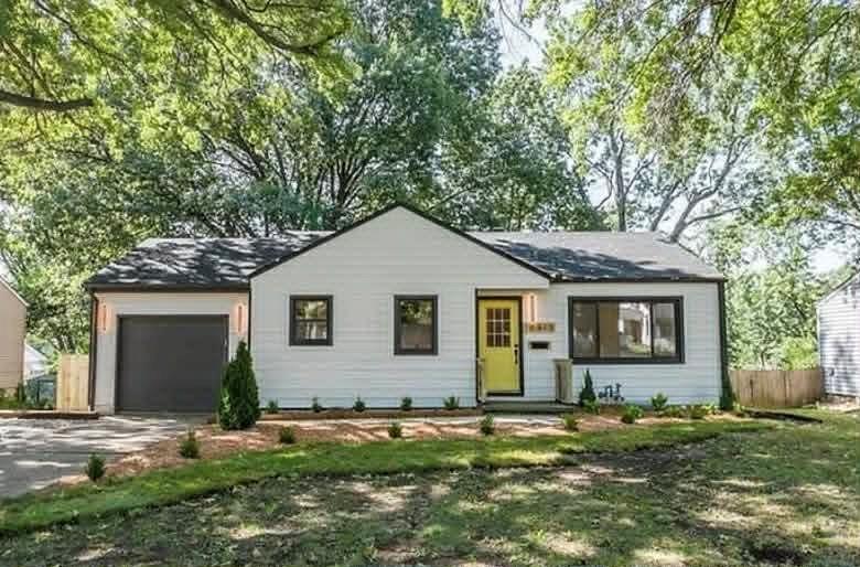Listing Photo MLS #HMS2635007
