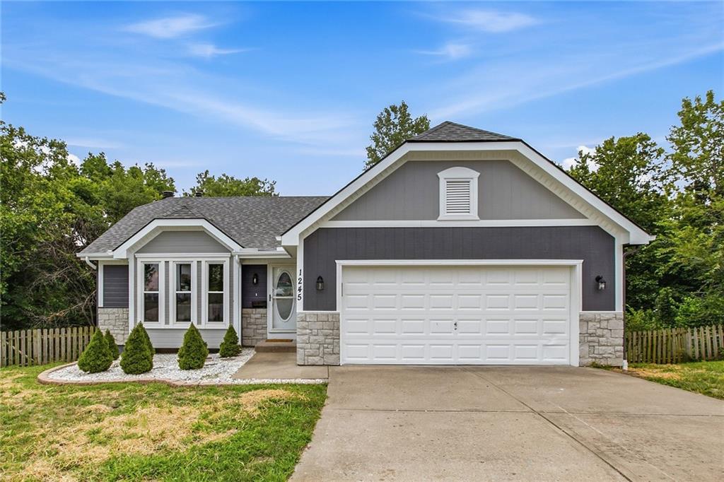Listing Photo MLS #HMS2635082