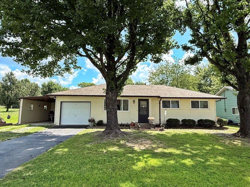 Listing Photo MLS #HMS2635173