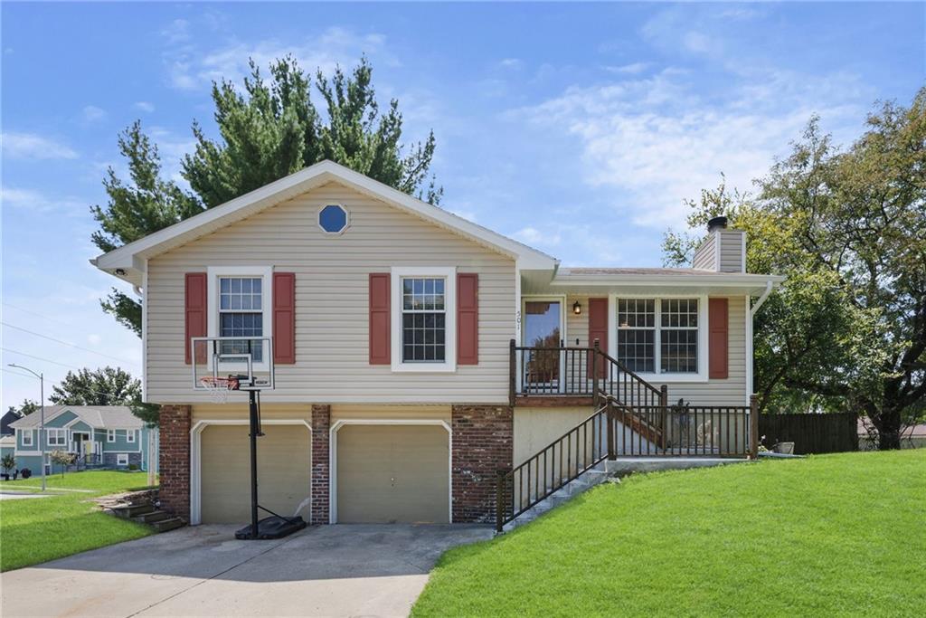 Listing Photo MLS #HMS2635199