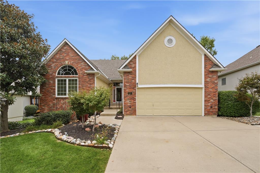 Listing Photo MLS #HMS2635257