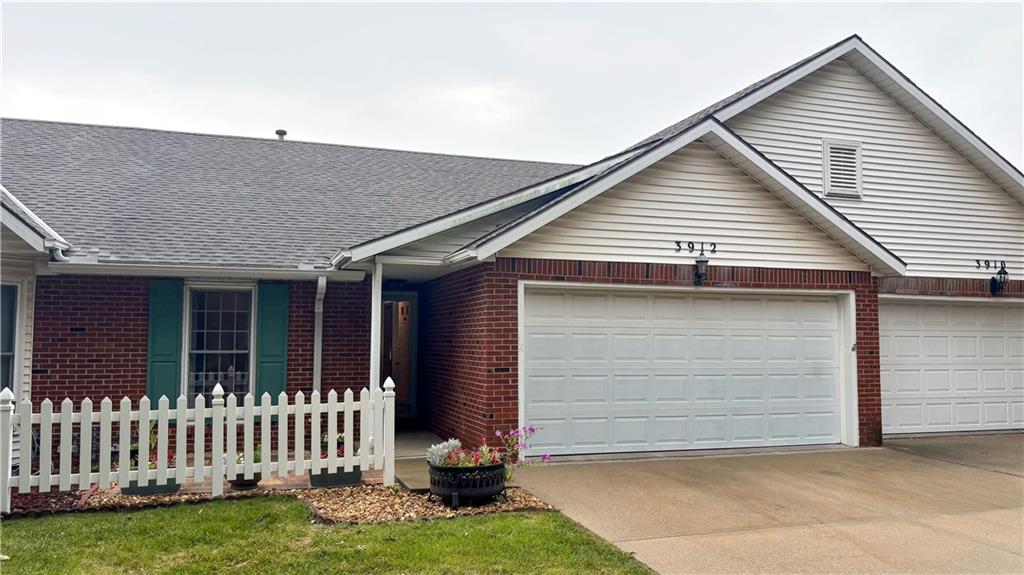 Listing Photo MLS #HMS2635374