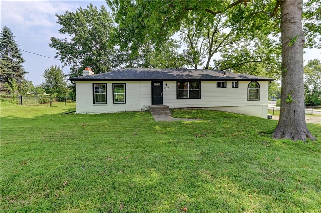 Listing Photo MLS #HMS2635390