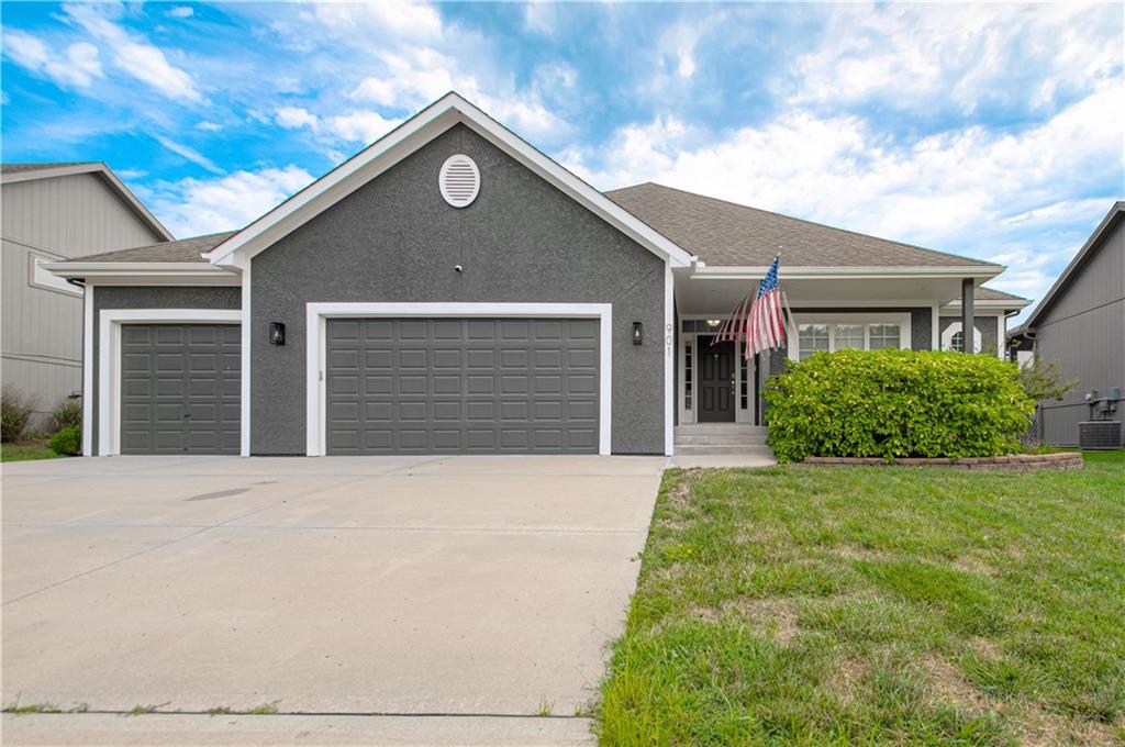 Listing Photo MLS #HMS2635437
