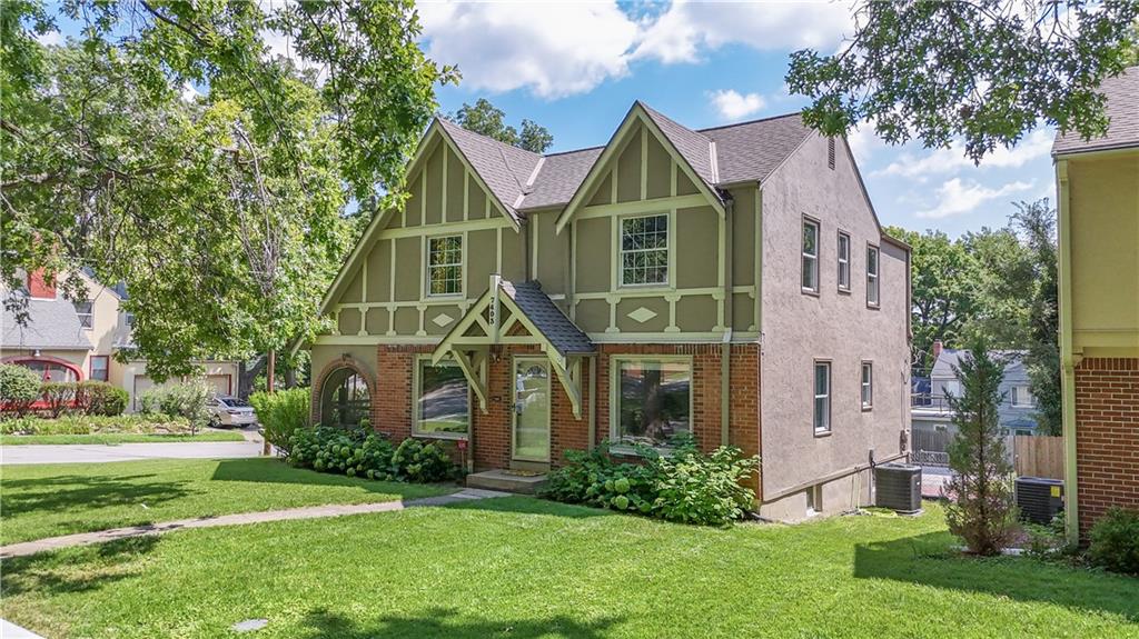 Listing Photo MLS #HMS2635622
