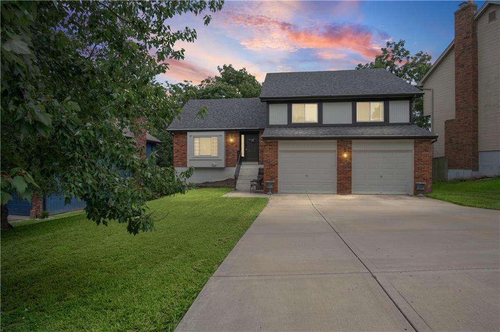 Listing Photo MLS #HMS2635657