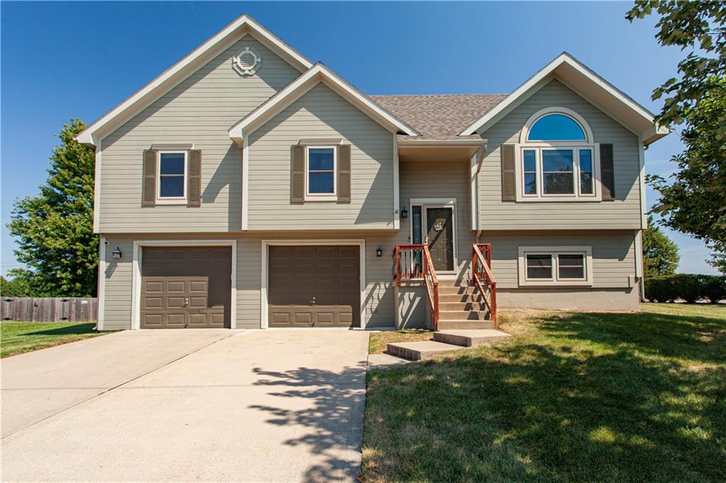 Listing Photo MLS #HMS2636924