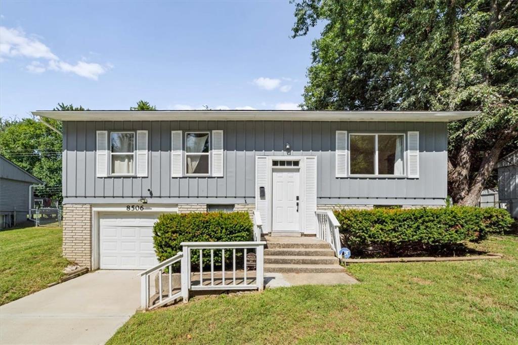 Listing Photo MLS #HMS2637528