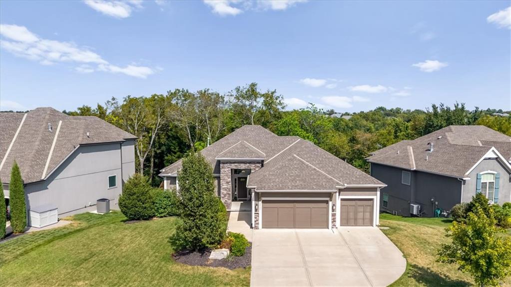 Listing Photo MLS #HMS2637970
