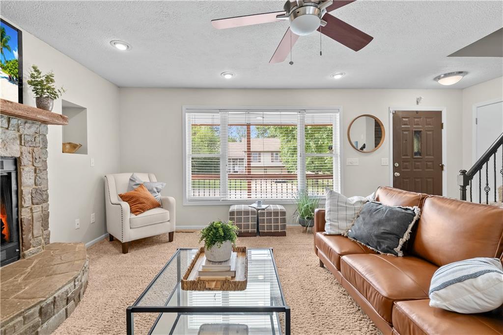 Listing Photo MLS #HMS2638600