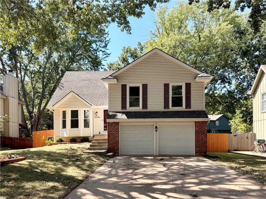 Listing Photo MLS #HMS2638802