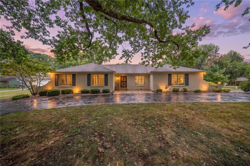 Listing Photo MLS #HMS2639029