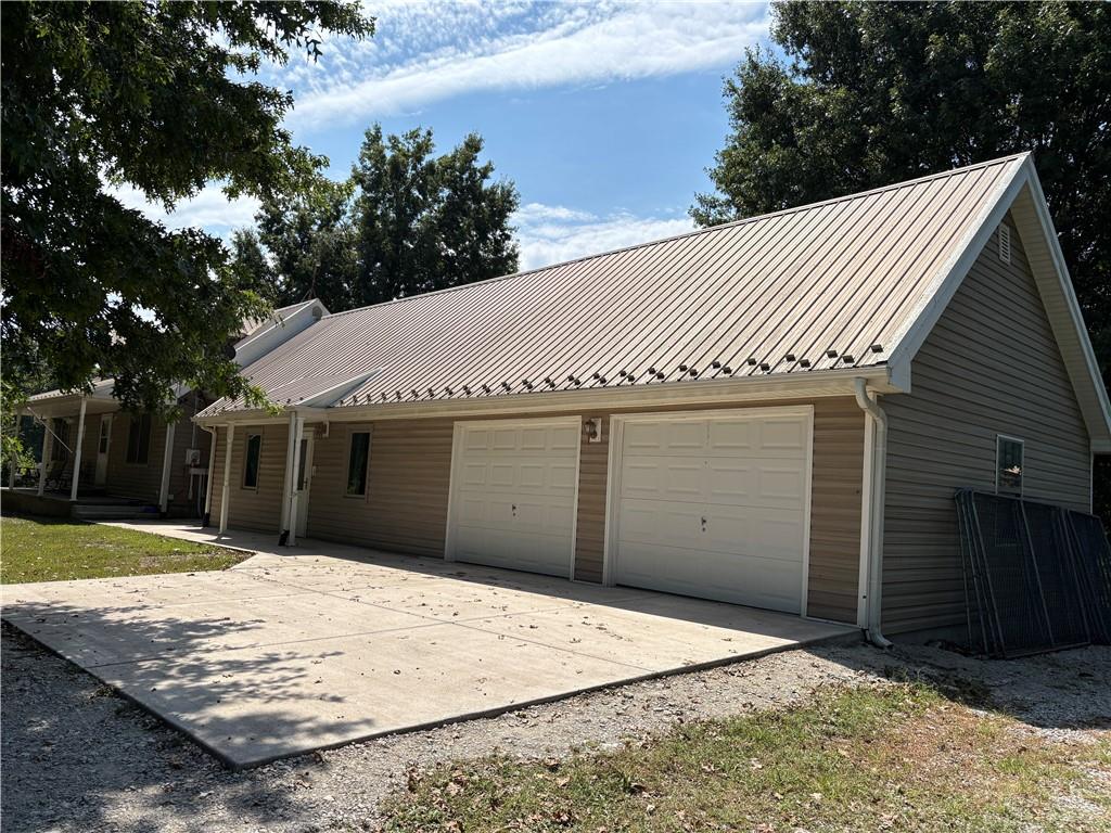 Listing Photo MLS #HMS2639219