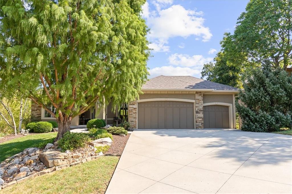 Listing Photo MLS #HMS2639613