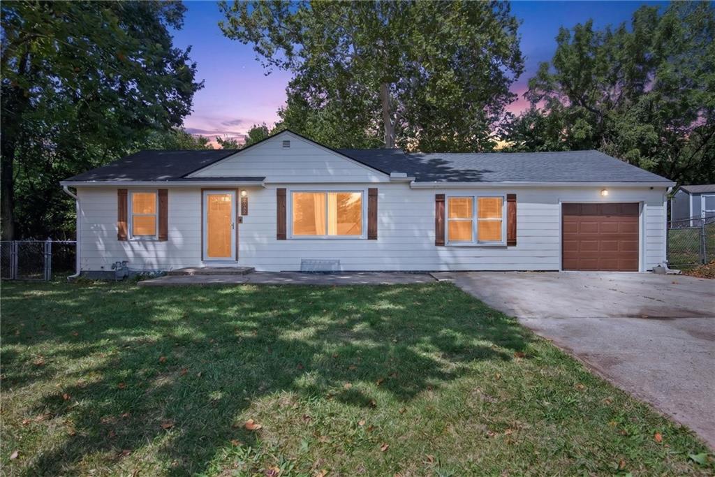 Listing Photo MLS #HMS2639690