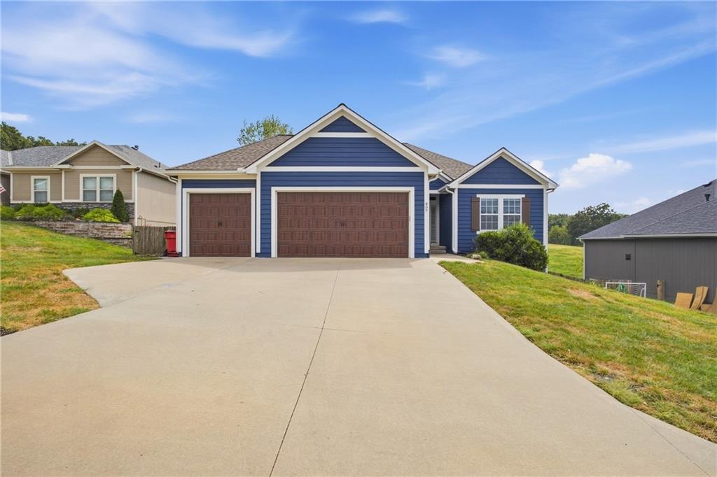 Listing Photo MLS #HMS2640135