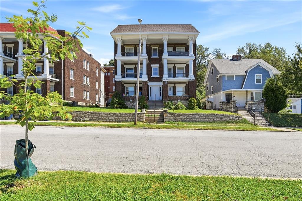 Listing Photo MLS #HMS2640137