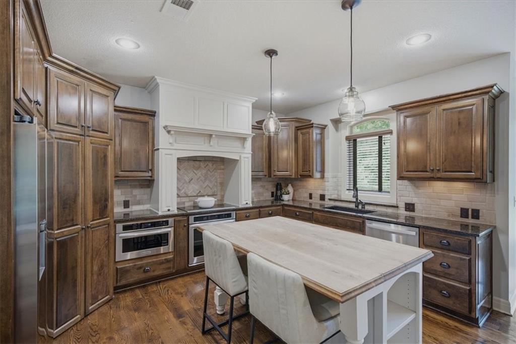 Listing Photo MLS #HMS2640194