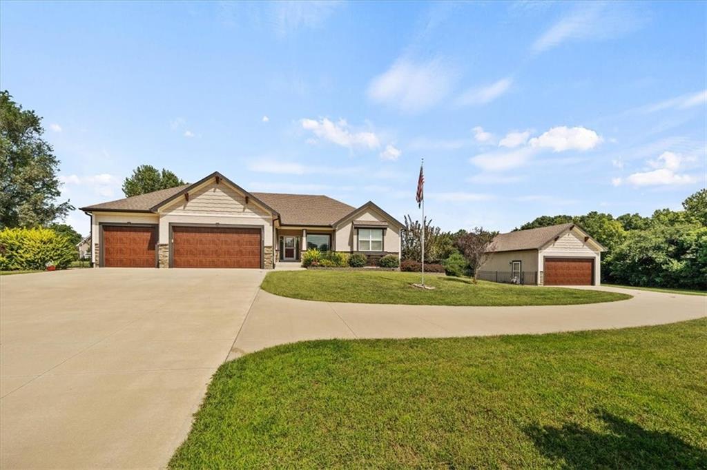 Listing Photo MLS #HMS2640341