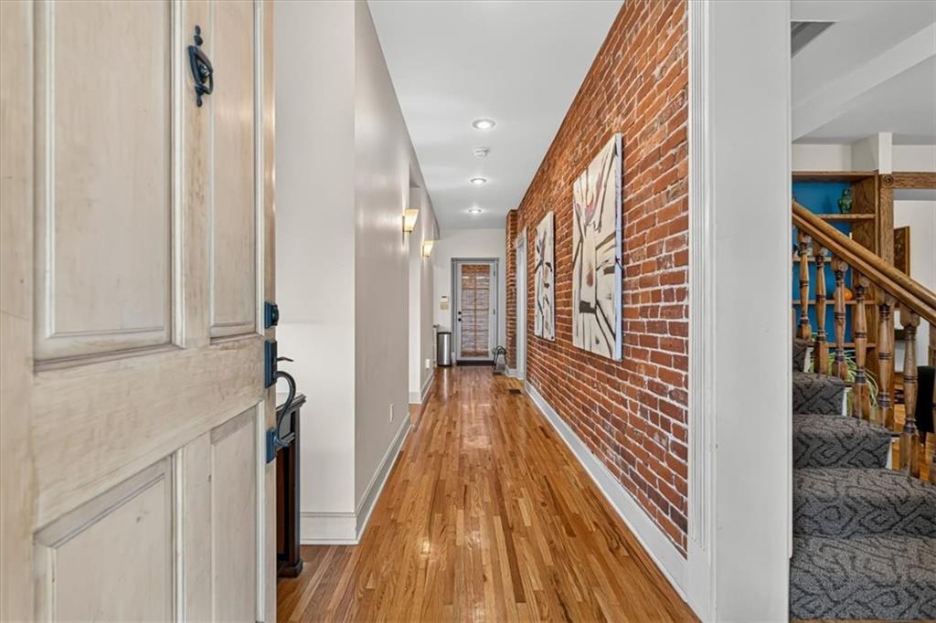 Listing Photo MLS #HMS2640403