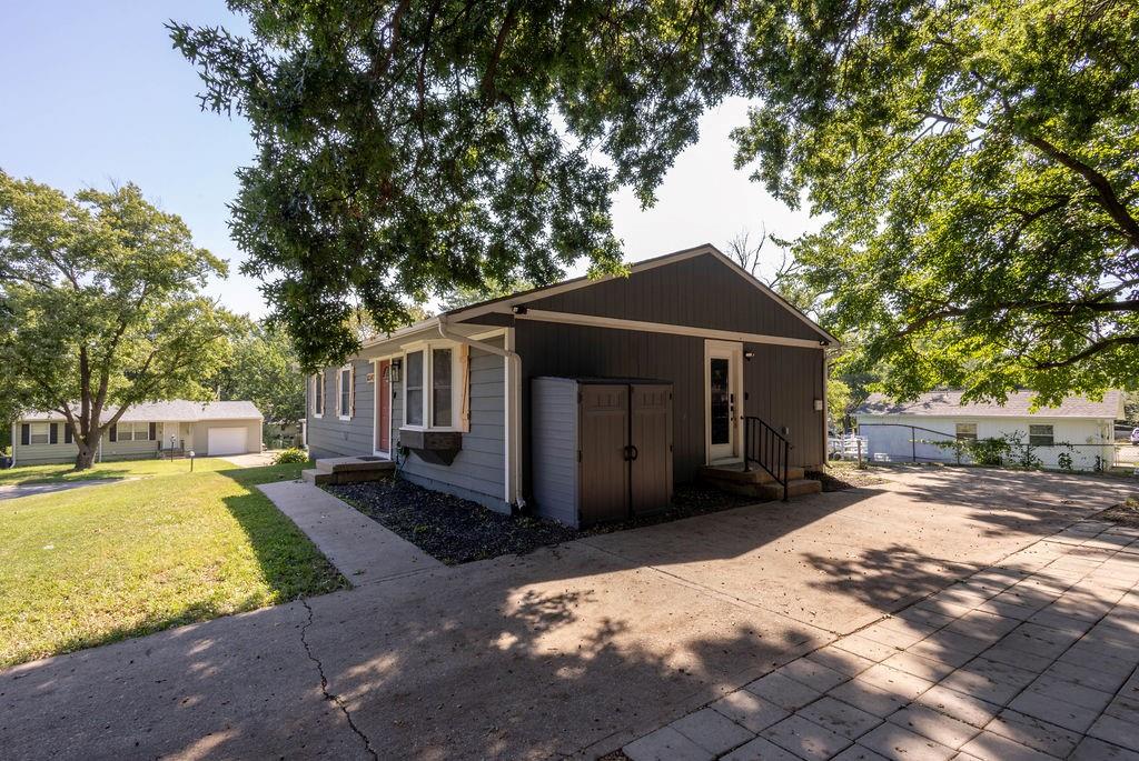 Listing Photo MLS #HMS2640959