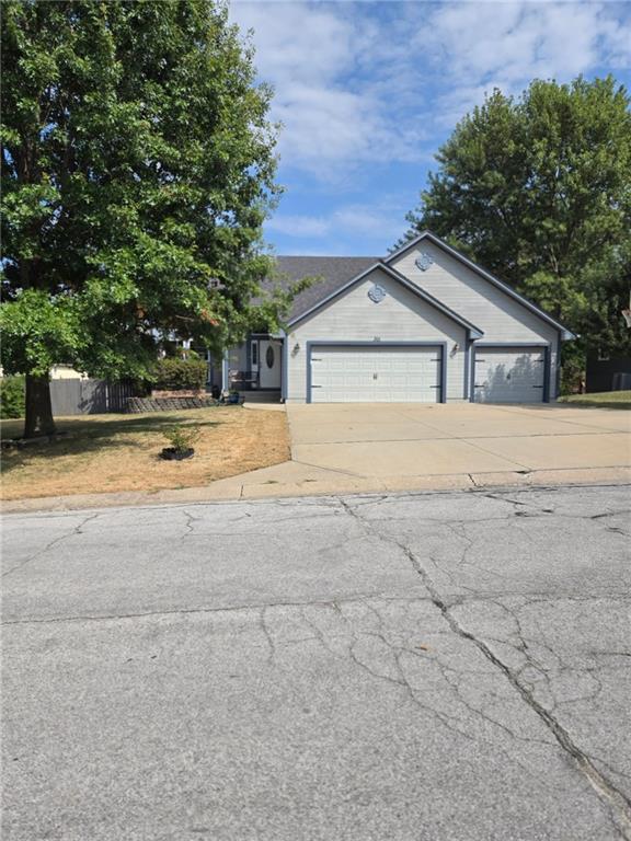 Listing Photo MLS #HMS2641137