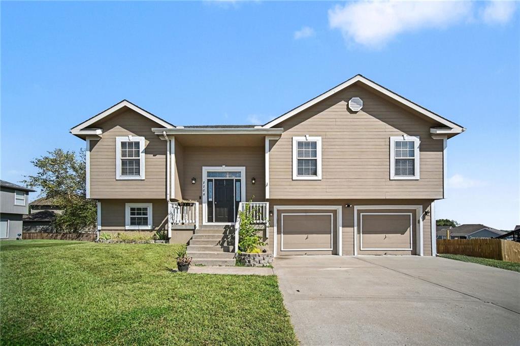 Listing Photo MLS #HMS2641263