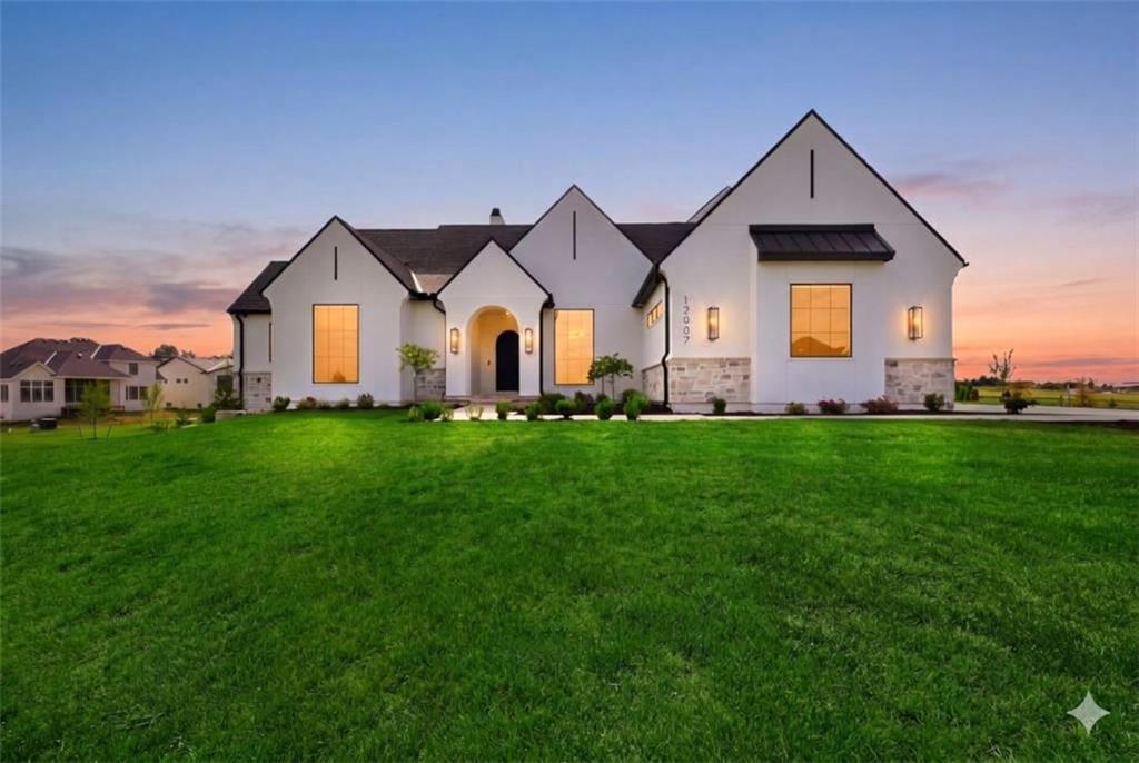 Listing Photo MLS #HMS2641333