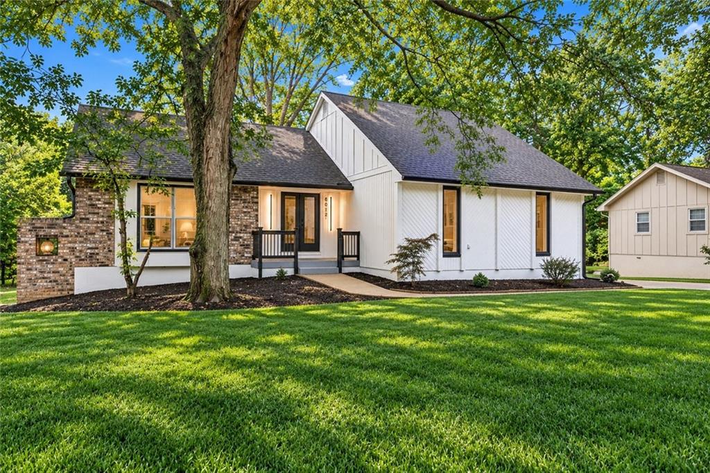 Listing Photo MLS #HMS2641543