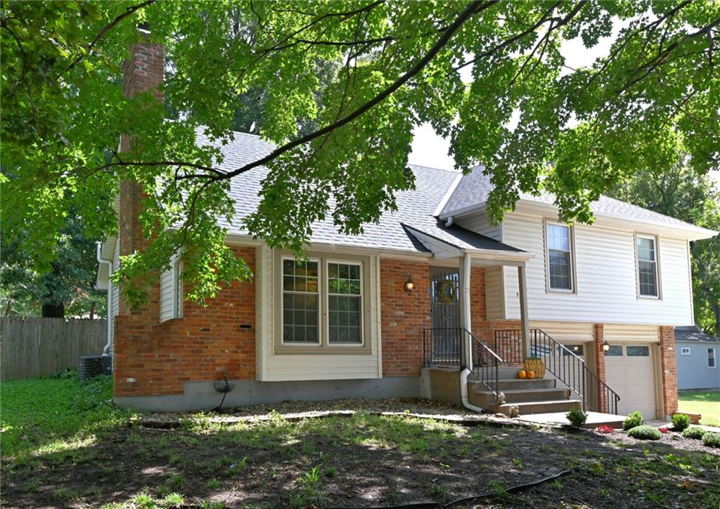 Listing Photo MLS #HMS2641637